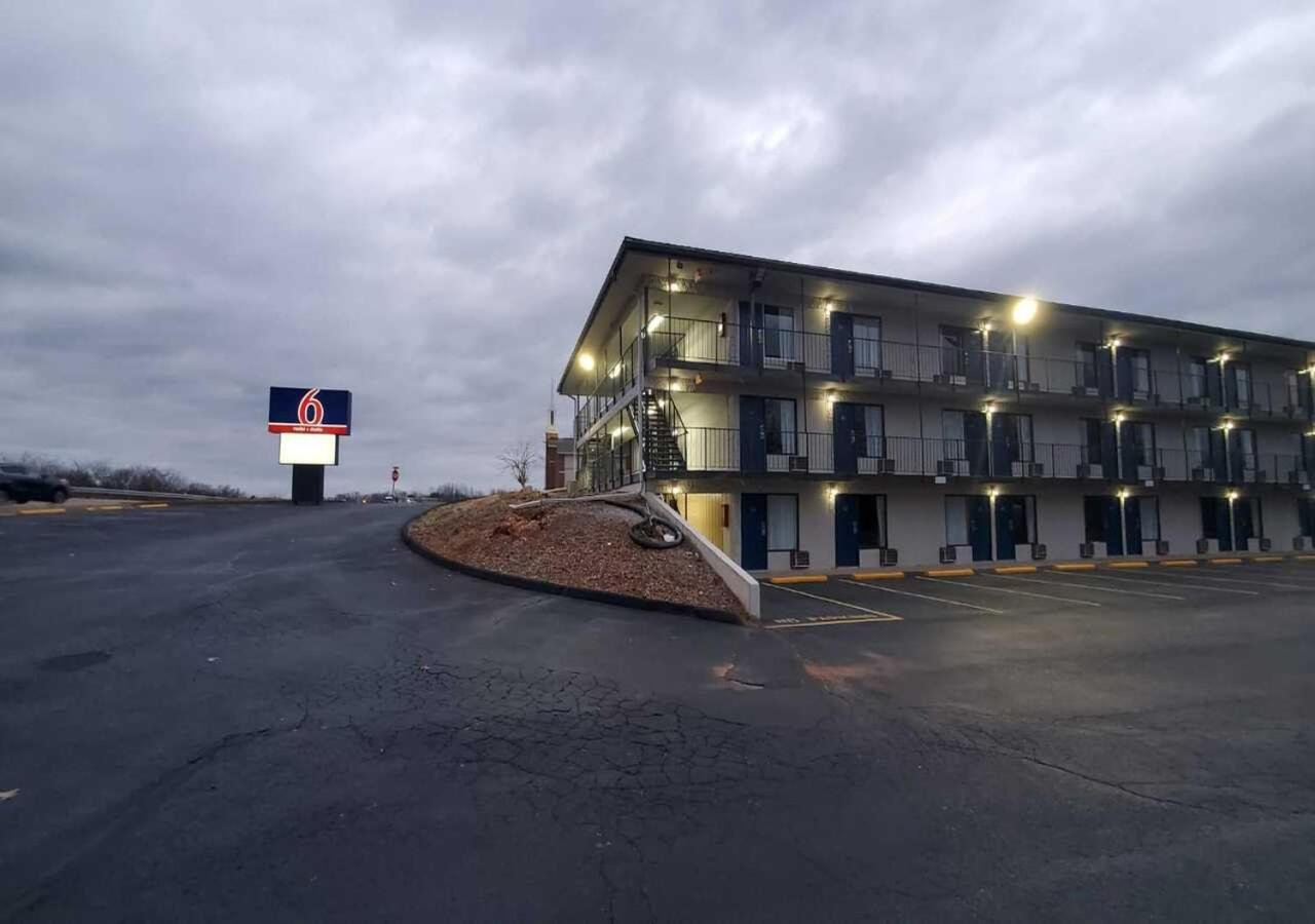 Crestview Inn Брансън Уест Екстериор снимка