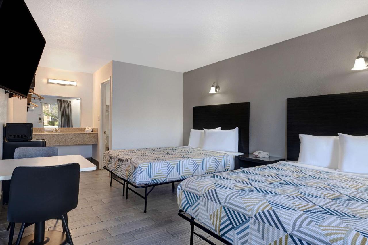 Crestview Inn Брансън Уест Екстериор снимка